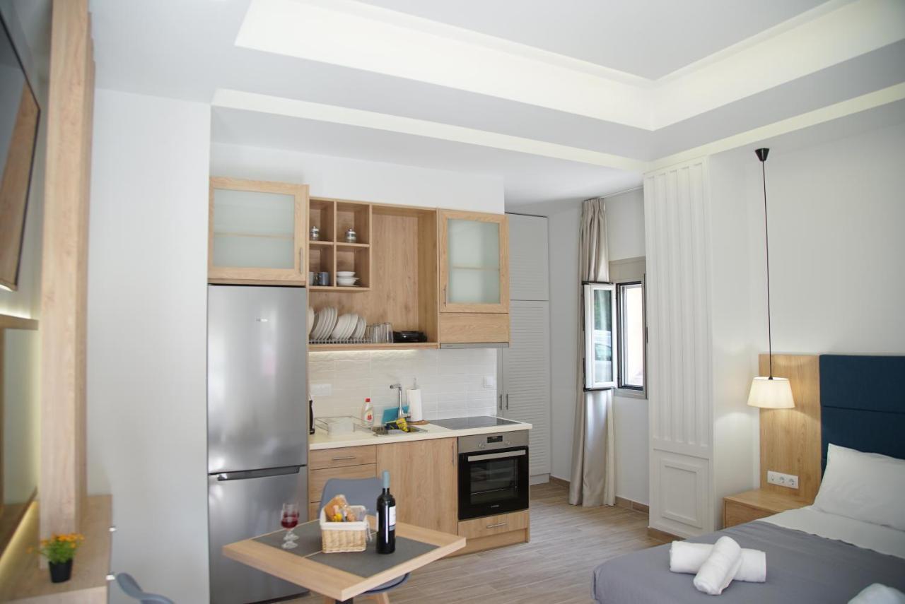 Simplychic Apartment C Каламата Экстерьер фото