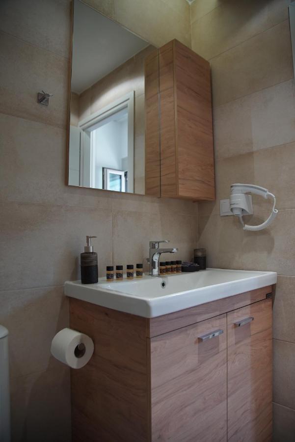 Simplychic Apartment C Каламата Экстерьер фото